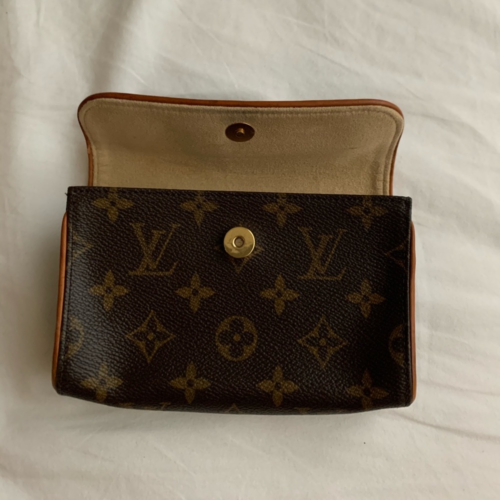 Louis Vuitton Florentine Pochette